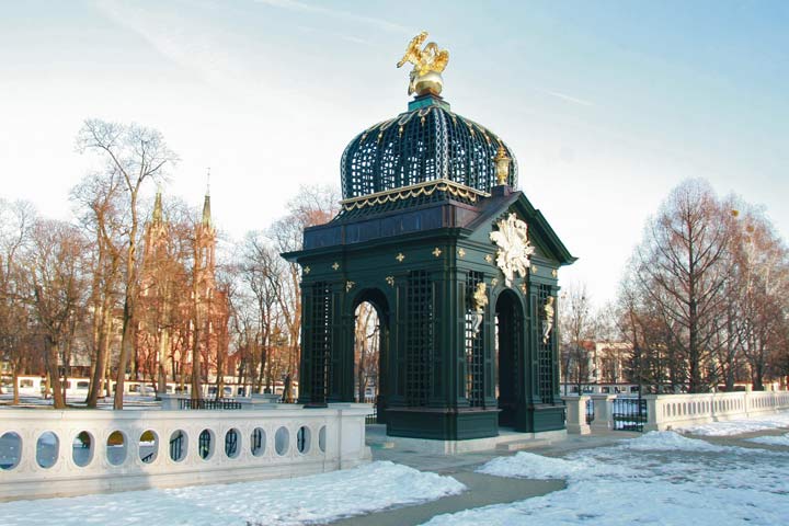 Беласток |  Палацава-паркавы ансамбль Браніцкіх. Павільён пад Арлом