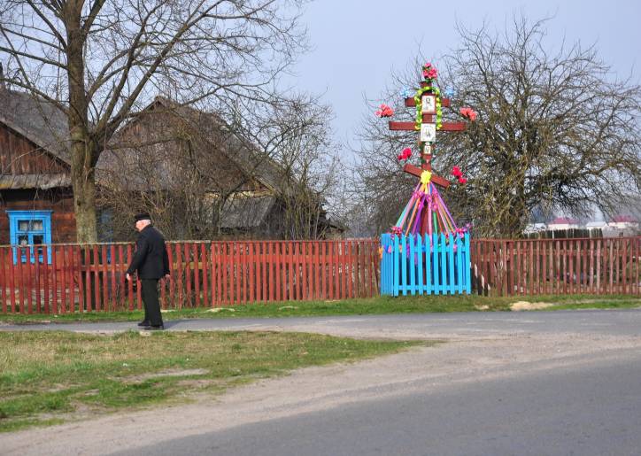 Biezdziež. In the village 