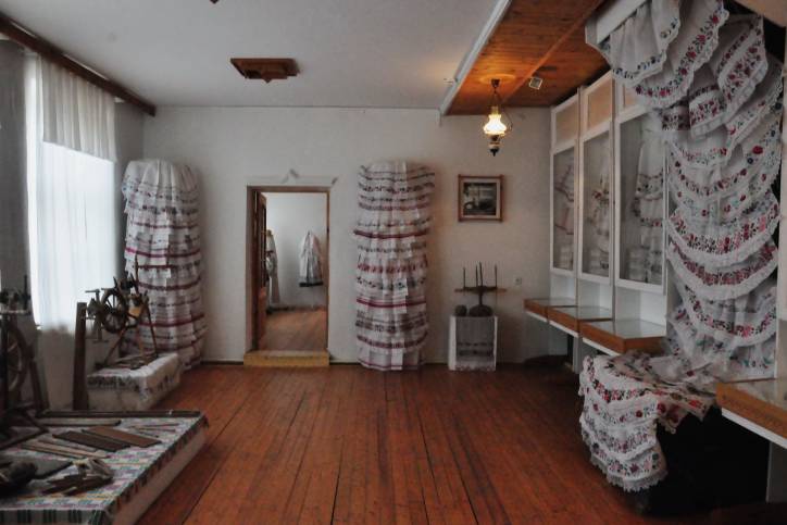 Biezdziež. In the village 