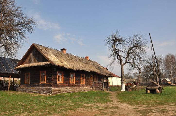 Biezdziež. In the village 