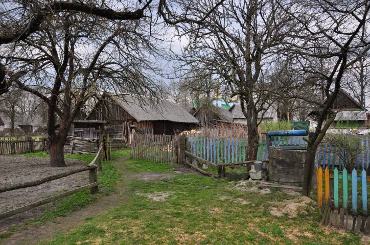 Biezdziež. In the village 