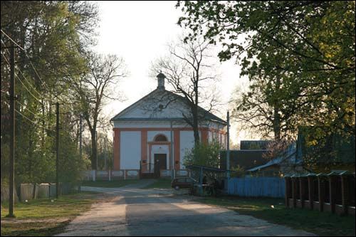 Biezdziež. In the village 