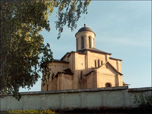 Смоленск. Церковь Святого Архангела Михаила