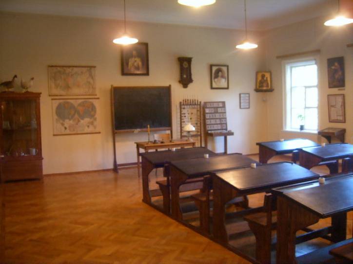  - Manor of Tienish. 