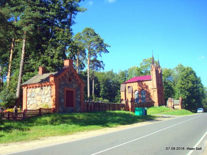 Бяльмонты (Ахрэмаўцы). Могілкі каталіцкія. Капліца