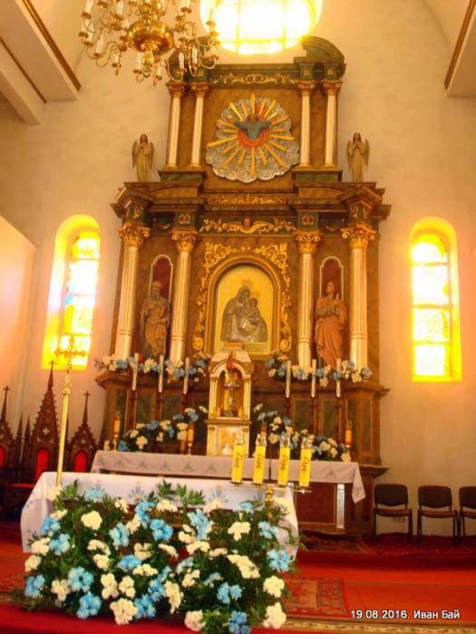 Браслав |  Костёл Рождества Пресвятой Девы Марии. Главный алтарь