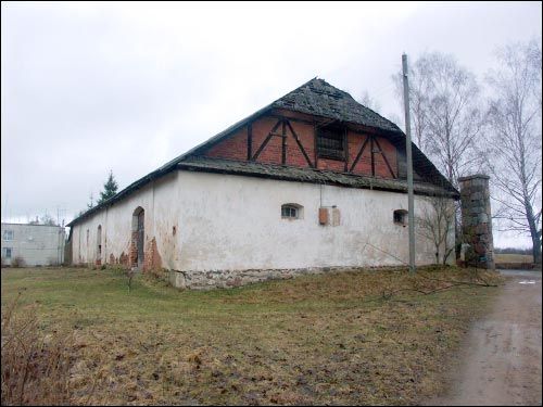  - Zespół dworsko-parkowy Platerów. Magazyn