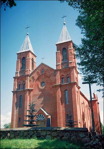 Miluńce (Pelikany). Kościół Św. Jakuba