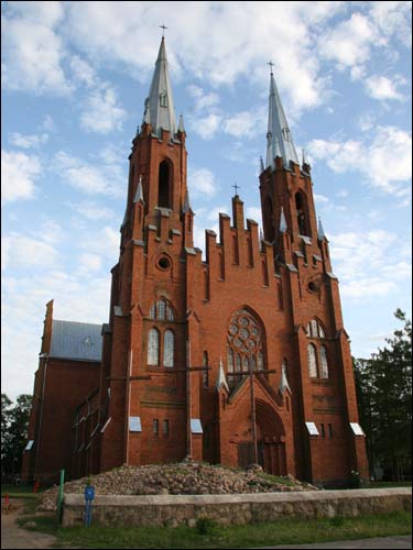 Агульны выгляд Відзы. Касцёл Нараджэння Найсвяцейшай Панны Марыі