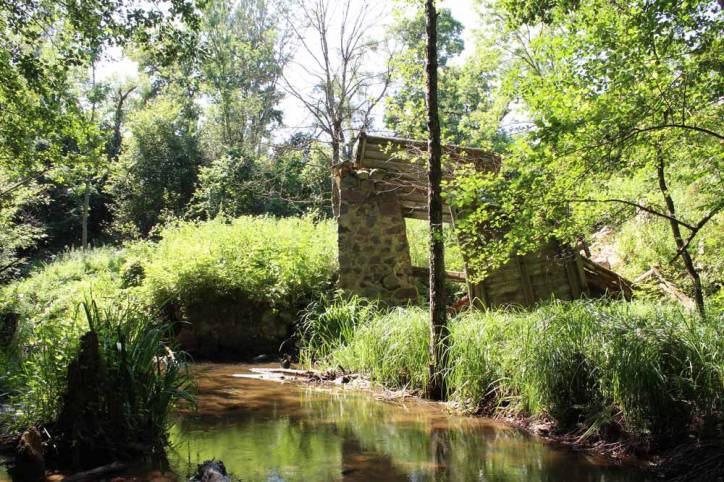 Zaračča. Water-mill 