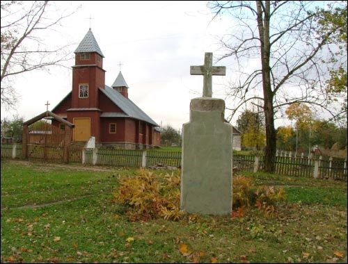 Porpliszcze. Kościół NMP Królowej