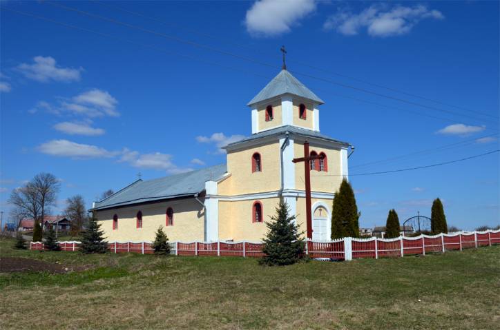 Čarnievičy. Catholic church of St. John the Baptist