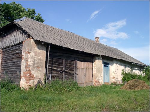 Карчма ХVIII ст., выгляд ад захаду (7.07.2005) Патупы.  Карчма