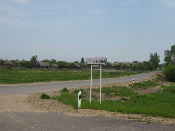 Łaktyšy. In the village 
