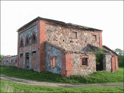 Taronkavičy.  Distillery 