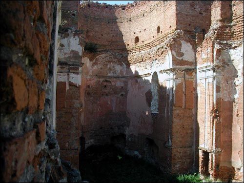  - Kościół . Wnętrze prezbiterium