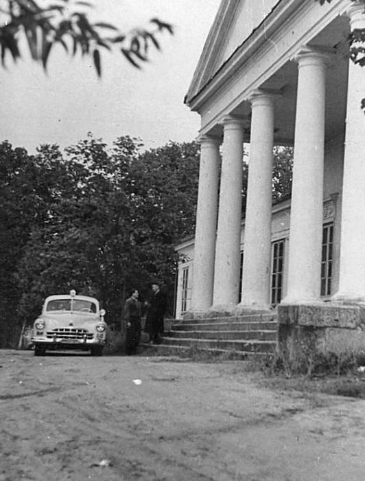 Паставы. Палацава-паркавы ансамбль Тызенгаўзаў