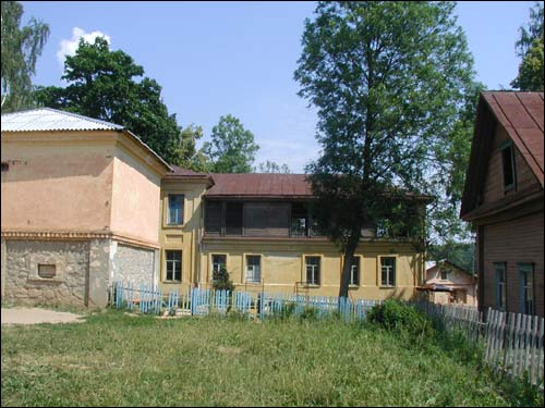 Фрагмент сядзібнай забудовы Быкаўшчына. Сядзібна-паркавы ансамбль Козелаў-Паклеўскіх