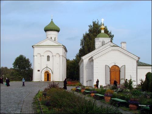  - Monaster Spasko-Eufrozynski. Cerkiew Św. Spasa i 'ciepła' cerkiew