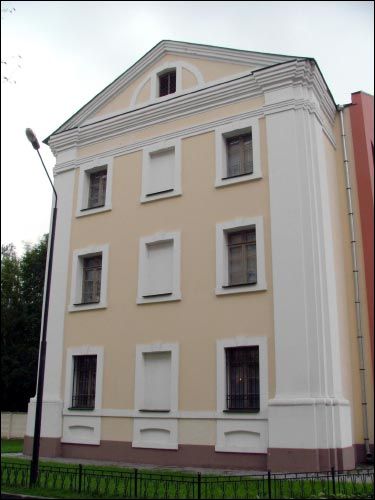  -  Kolegium jezuitów. Odrestaurowana część klasztoru