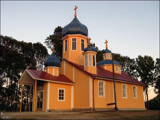 General view of the church after the 'upgrade' in 2009 Hoščava. Orthodox church of the Exaltation of the Holy Cross