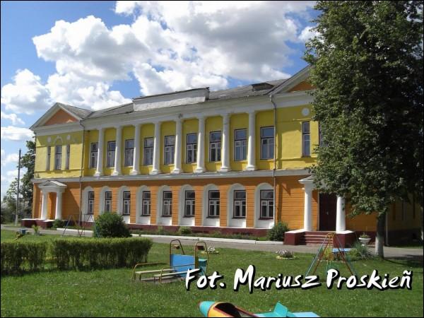 Hermanowicze. Zespół pałacowo-parkowy Szyrynów