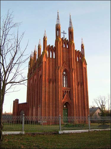 Агульны выгляд Сар'я. Царква Успення Прасвятой Багародзіцы