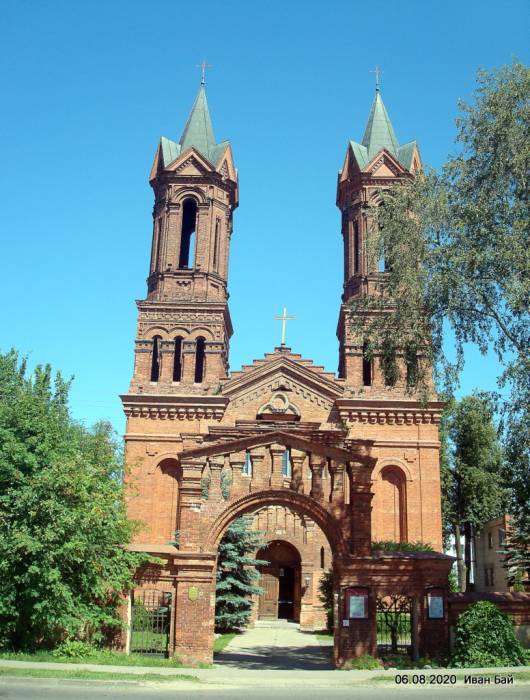 Главный фасад Витебск. Костёл Святой Варвары