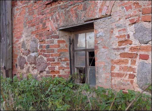  -  Economical building. 