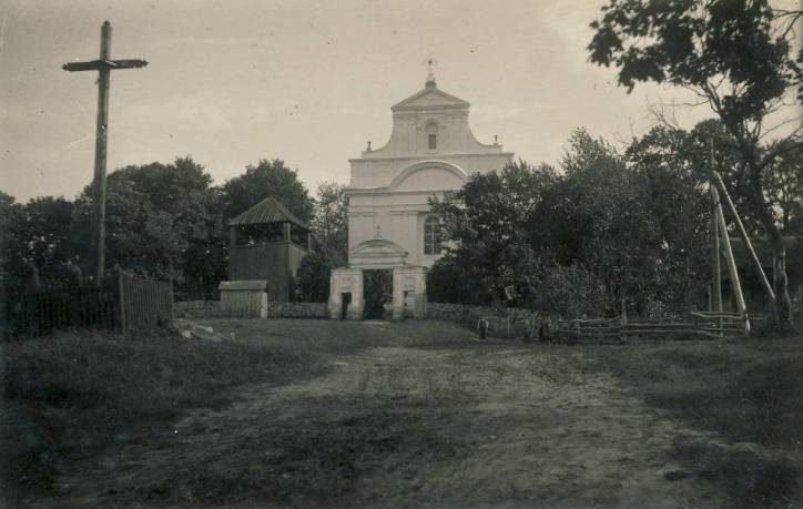 Kozakiszki |  Kościół Matki Boskiej Zwycięskiej. 