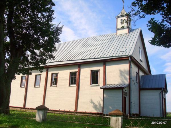 Руднікі |  Касцёл Святой Тройцы. 