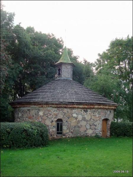  - Manor of Mostowski. 