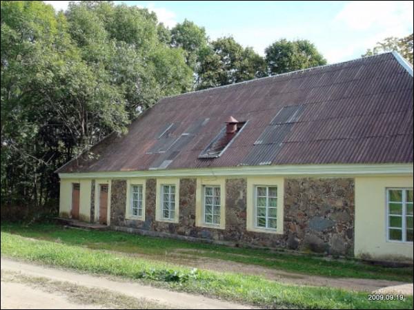  - Manor of Mostowski. 