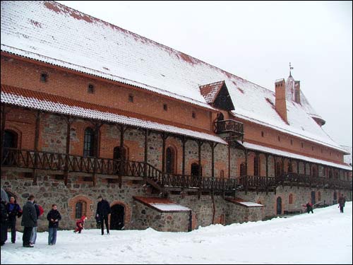  -  Новый замок. Замковая постройка