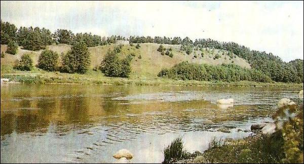  - Site of ancient castle . 