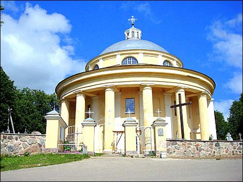 Судэрва. Касцёл Святой Тройцы