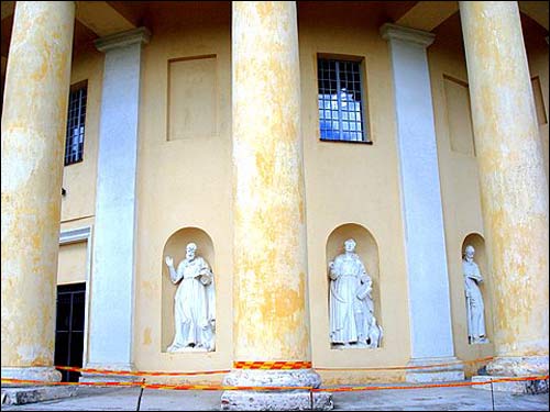 Судэрва. Касцёл Святой Тройцы