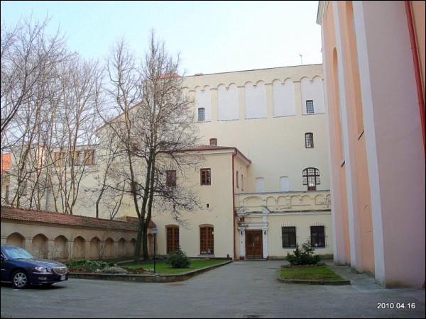  - Касцёл Святога Казіміра і кляштар езуітаў. 
