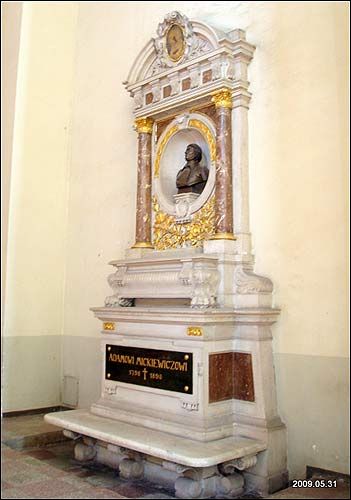 Vilnius. Catholic church of St. John the Baptist and St. Jonh the Apostle and Evangelist