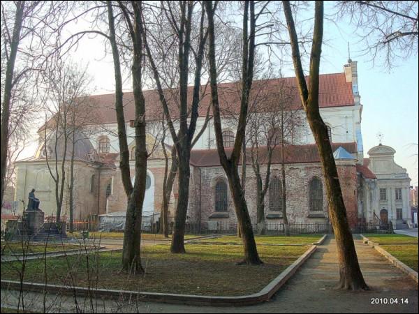 Vilnius. Catholic church of the Assumption of the Blessed Virgin Mary and the Monastery of Franciscan