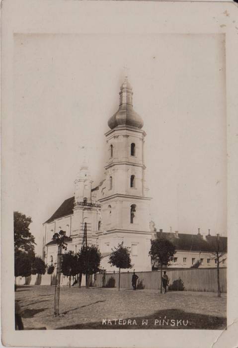 Pińsk. Miasto na starych fotografiach