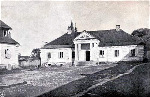Kosów. Dwór Sapiehów