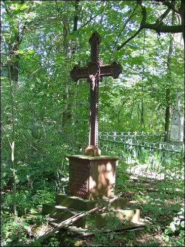  - Царква Покрыва Прасвятой Багародзіцы. Магіла Элізабэты Базылеўскай