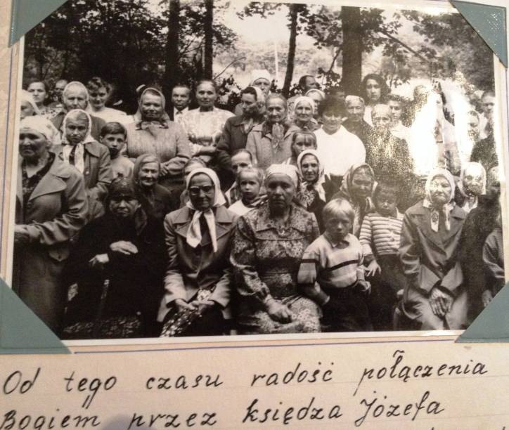  - Костёл Святого Сердца Иисуса. Бабушки давно ждали этот день