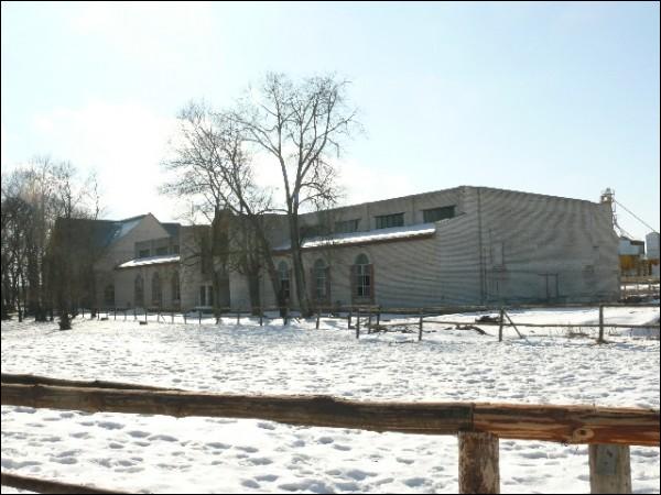 - Гаспадарчы двор . Будынак вінакурні (03.2010)