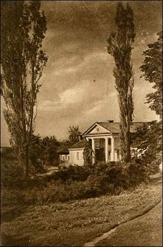 Сядзіба Карповічаў на здымку Яна Булгака Чамброва. Сядзіба Карповічаў