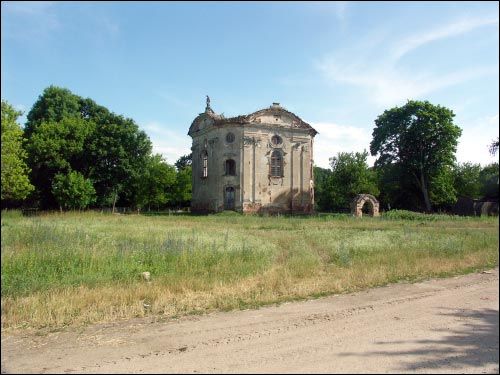 Воўчын. Касцёл Святой Тройцы