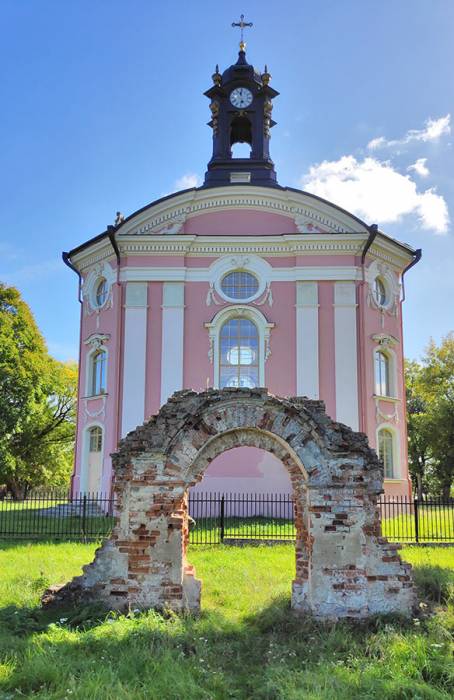 Воўчын. Касцёл Святой Тройцы