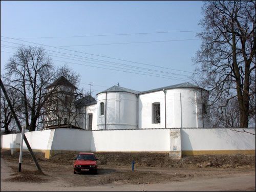  - Kościół Św. Trójcy. Widok apsydy