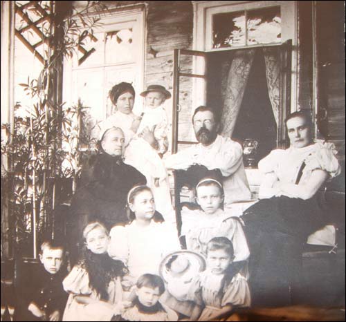 Болин. Усадьба Ракуса-Сущевских